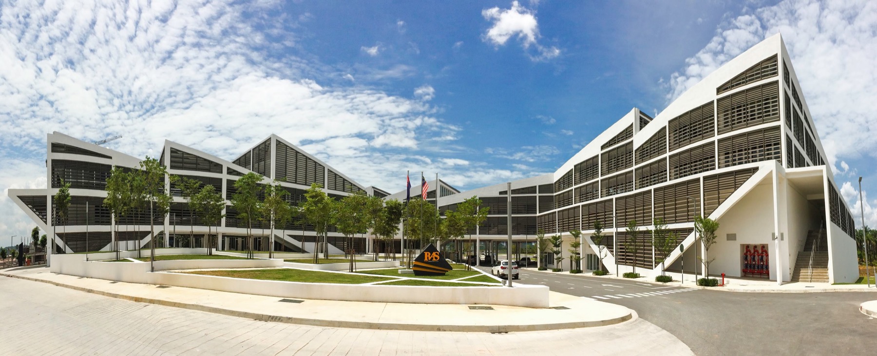 莱佛士美国学校校园建筑外景